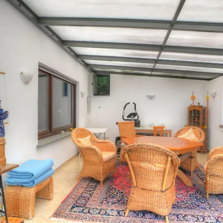 아파트 Am Steintisch By Interhome 슈나이더슈발렌베르크