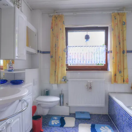 Am Steintisch By Interhome 슈나이더슈발렌베르크